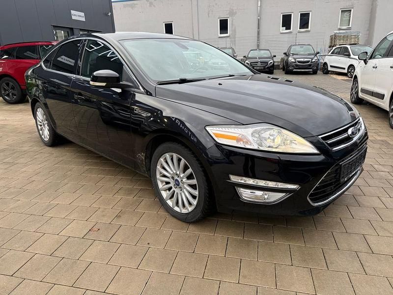 Gebraucht Ford Mondeo Titanium 163 PS (119 kW) 2012 Schwarz Limousine