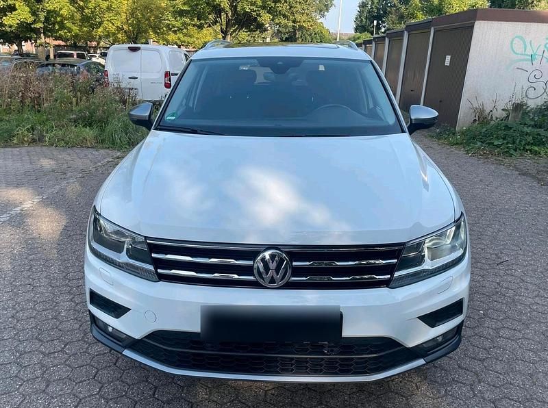 Weiß Gebraucht 2018 VW Tiguan Comfortline SUV | 21.500 € (Fairer Preis) - Bild 1/4