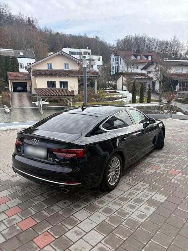 Gebraucht Audi A5 Design 190 PS (139 kW) 2019 Schwarz Coupé