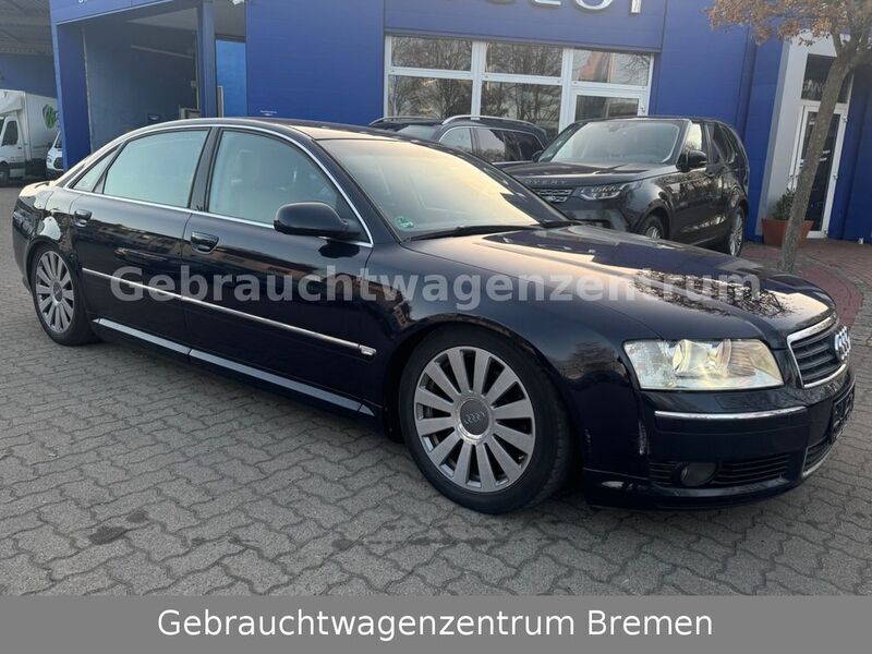 Blau Gebraucht 2004 Audi A8L Sport Limousine | 2.990 € - Bild 1/4