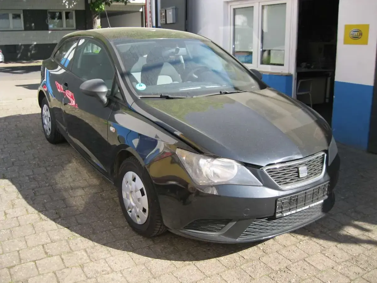 Second-hand Seat Ibiza SC Reference 69 CP (50 kW) 2013 Negru Hatchback