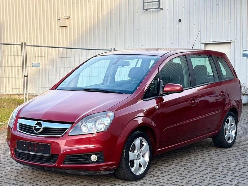 Rot Gebraucht 2005 Opel Zafira Edition Van / Kleinbus | 3.490 € (Fairer Preis) - Bild 1/4