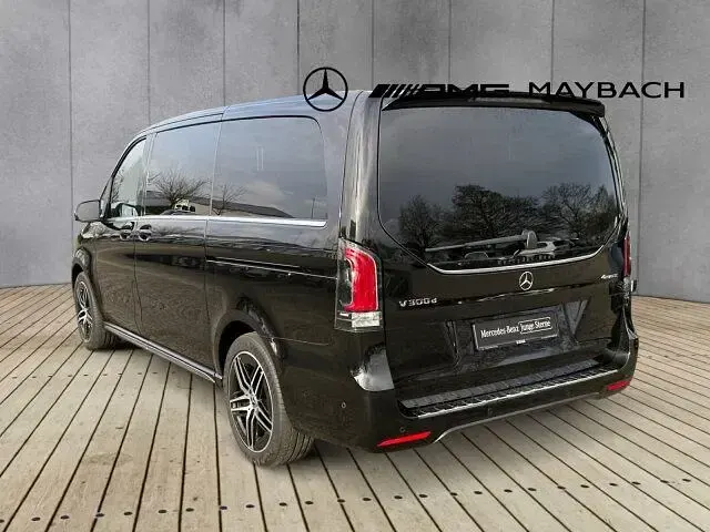 Gebraucht Mercedes V300 AMG 237 PS (174 kW) 2025 Van / Kleinbus
