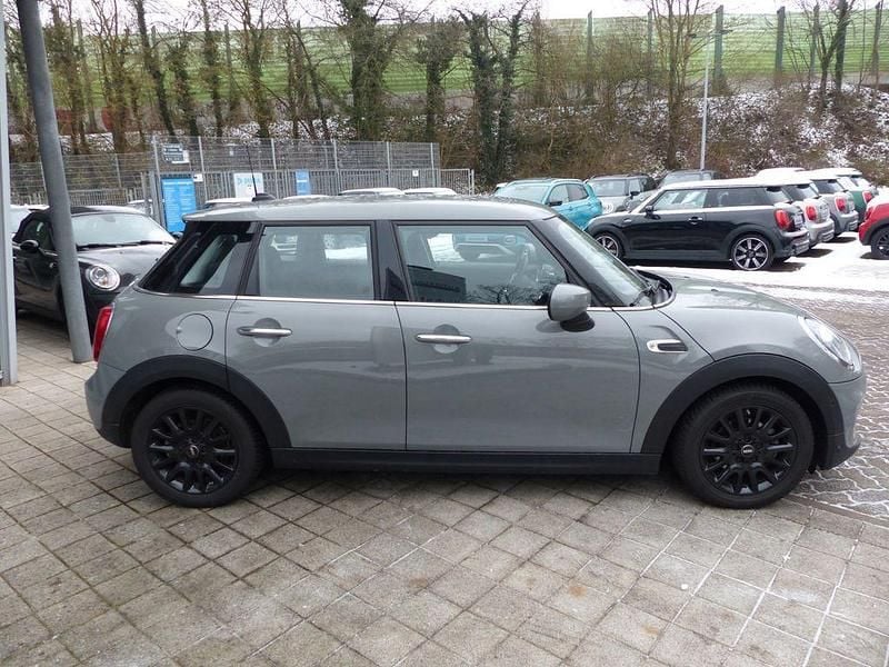 Gebraucht Mini Cooper Pepper 136 PS (100 kW) 2019 Grau Kleinwagen