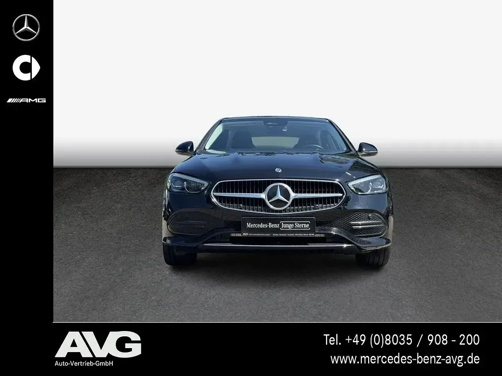 Gebraucht Mercedes C300e Avantgarde 204 PS (150 kW) 2022 Schwarz Limousine