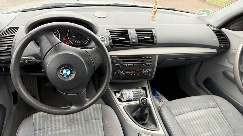 Gebraucht BMW 116 116 PS (85 kW) 2005 Silber Kleinwagen