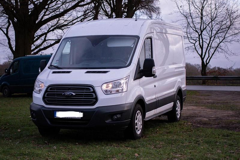 Gebraucht Ford Transit 130 PS (95 kW) 2018 Weiß Van / Kleinbus