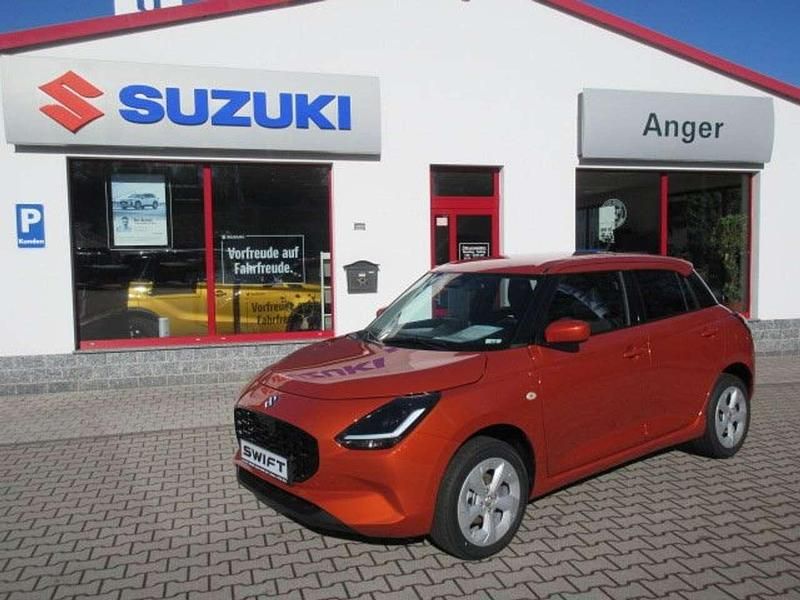 Neu Suzuki Swift Comfort 83 PS (61 kW) 2025 Flame orangepearl Kleinwagen