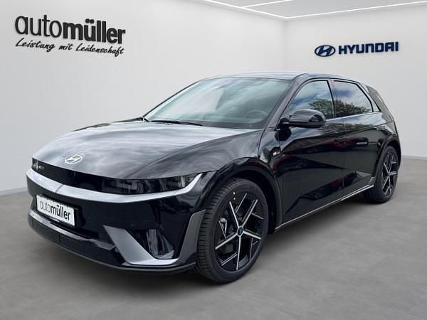 Schwarz (abyss black) Neu 2025 Hyundai Ioniq 5 SUV | 46.715 € (Superpreis) - Bild 1/4