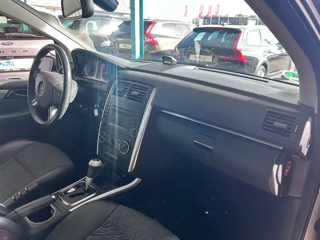 Gebraucht Mercedes B150 95 PS (69 kW) 2008 Grau Van / Kleinbus