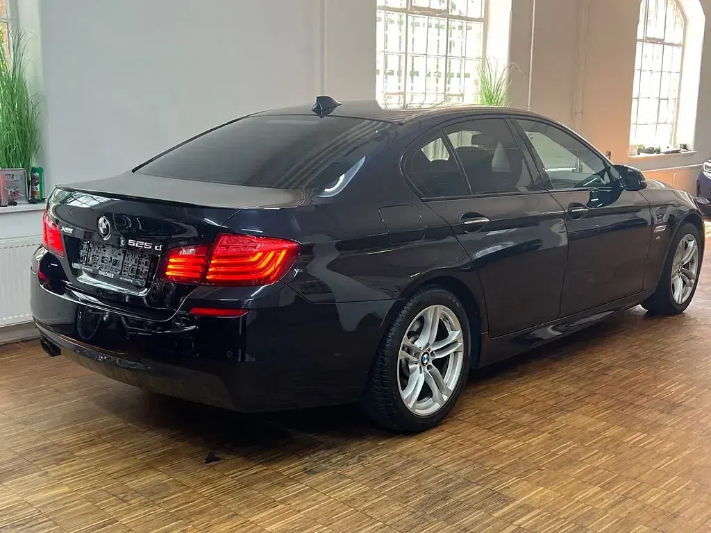 Gebraucht BMW 525 M Sport 218 PS (160 kW) 2016 Schwarz Limousine