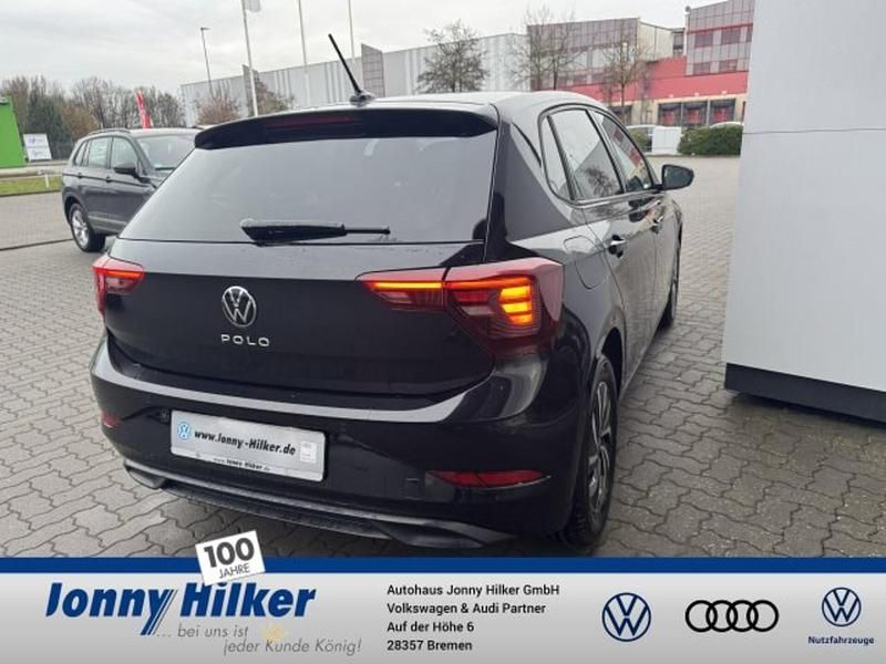 Neu VW Polo Life 95 PS (69 kW) 2025 Schwarz Limousine