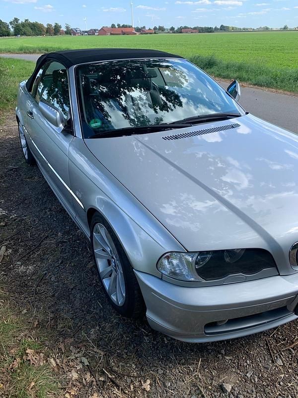Silber Gebraucht 2000 BMW 325 Cabriolet Cabrio | 6.950 € (Fairer Preis) - Bild 1/4