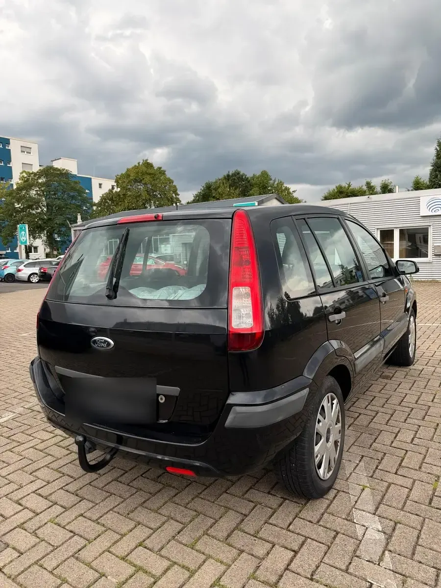 Gebraucht Ford Fusion 90 PS (66 kW) 2009 Schwarz Kleinwagen