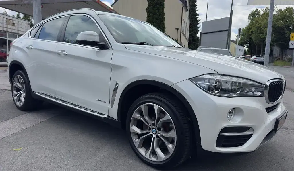 Gebraucht BMW X6 258 PS (189 kW) 2018 Weiß SUV