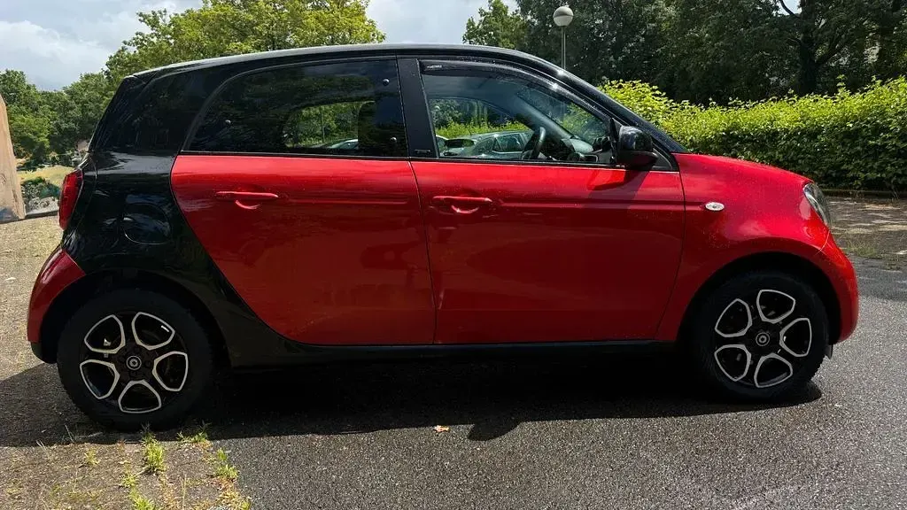 Gebraucht Smart ForFour 90 PS (66 kW) 2016 Rot Kleinwagen