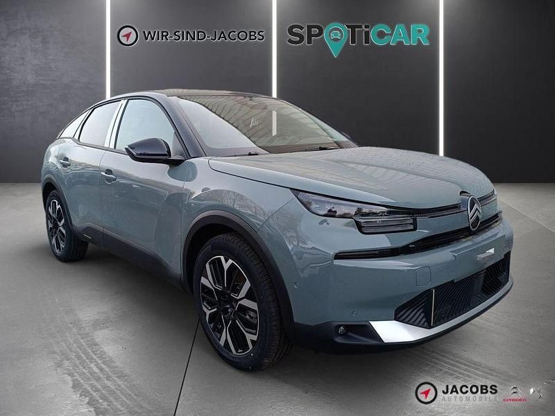 Neu Citroën C4 PureTech 131 PS (96 kW) 2025 Grün Limousine