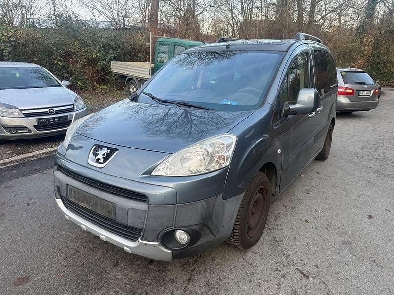 Grau Gebraucht 2009 Peugeot Partner Tepee Family Van / Kleinbus | 1.890 € (Superpreis) - Bild 1/4