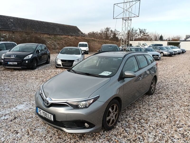 Grau Gebraucht 2016 Toyota Auris Touring Sports Cool Kombi | 7.500 € (Fairer Preis) - Bild 1/4