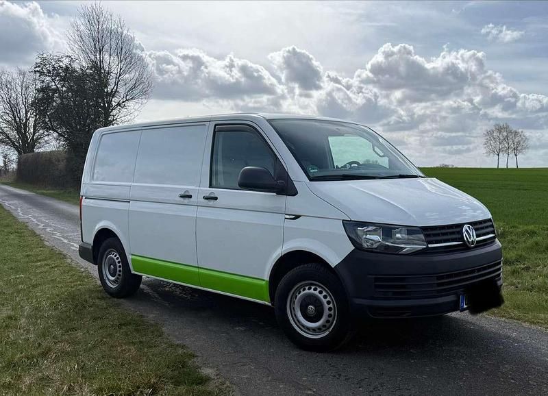 Gebraucht VW Transporter 102 PS (75 kW) 2019 Weiß Van