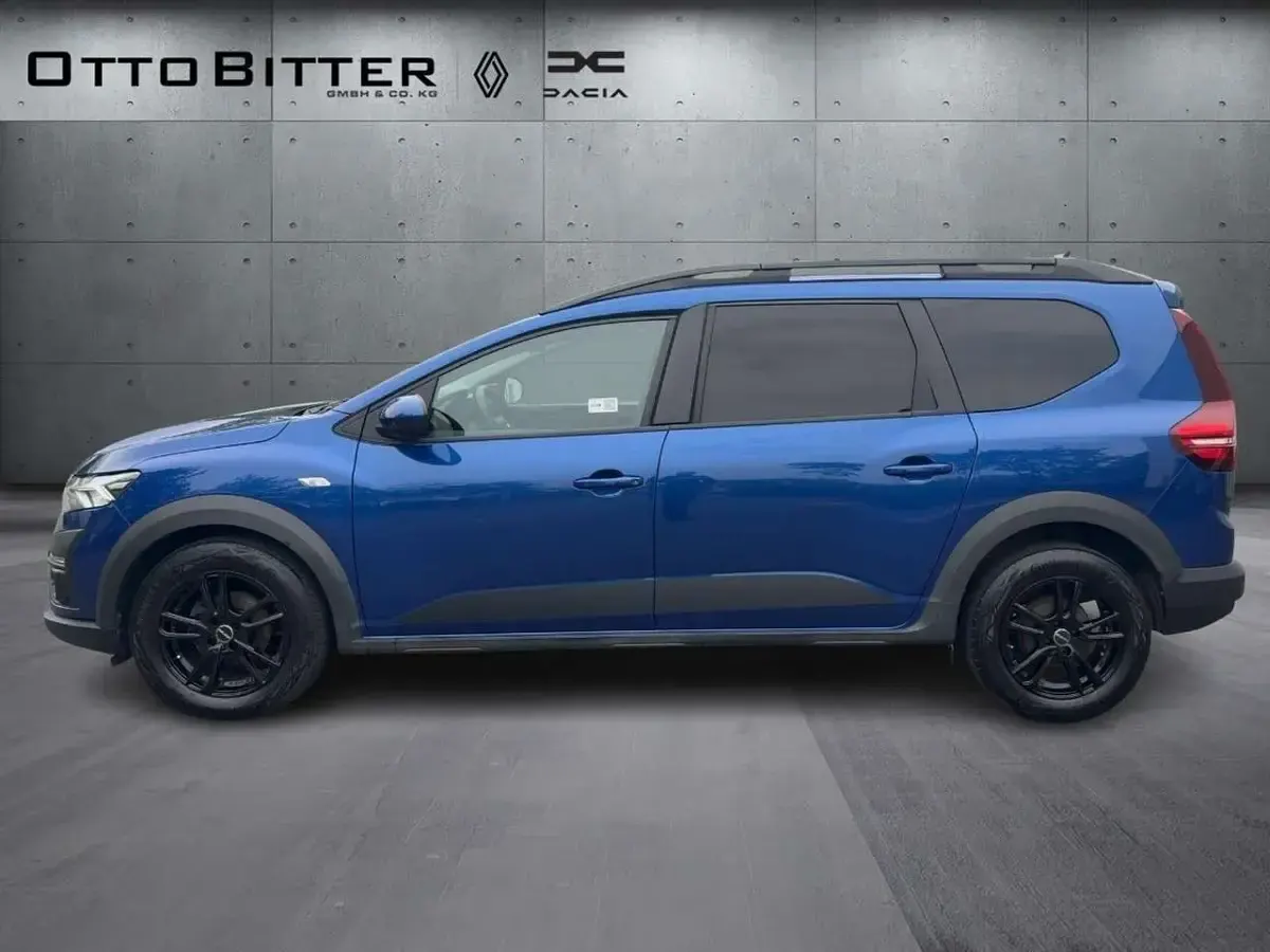 Gebraucht Dacia Jogger Comfort 101 PS (74 kW) 2022 Ironblau Van / Kleinbus