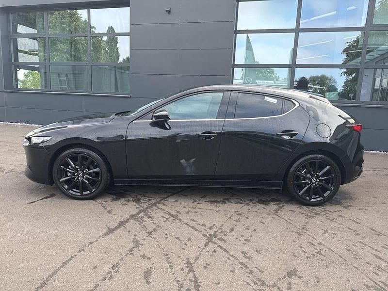 Neu Mazda 3 Homura-Line 140 PS (102 kW) 2025 Jet black Limousine