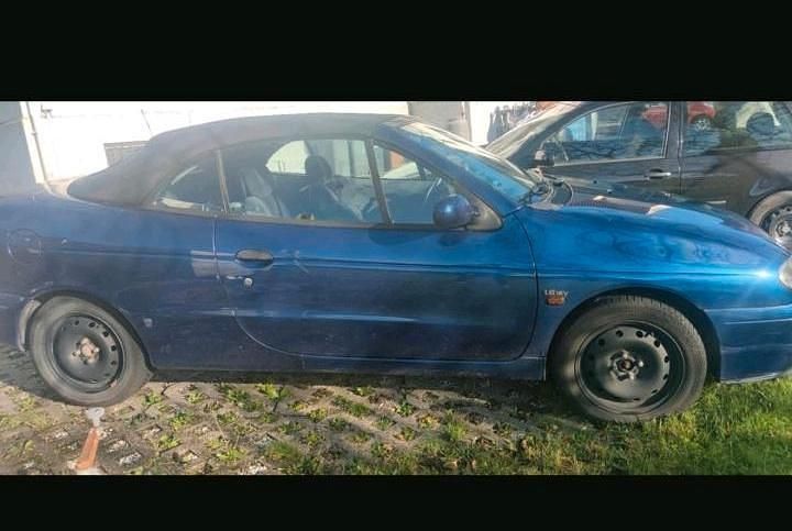 Gebraucht Renault Mégane Cabriolet 109 PS (80 kW) 1999 Blau Cabrio