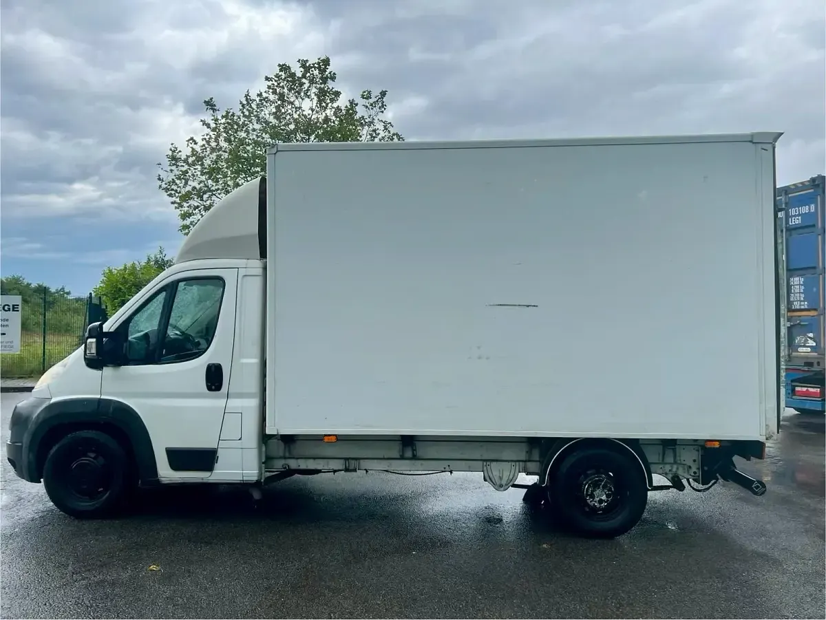 Gebraucht Peugeot Boxer 131 PS (96 kW) 2012 Weiß Van