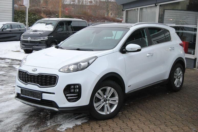 Weiß Gebraucht 2018 Kia Sportage GT-Line SUV | 17.990 € (Guter Preis) - Bild 1/4