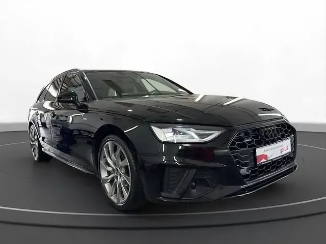 Gebraucht Audi A4 S-Line 204 PS (150 kW) 2023 Schwarz Kombi