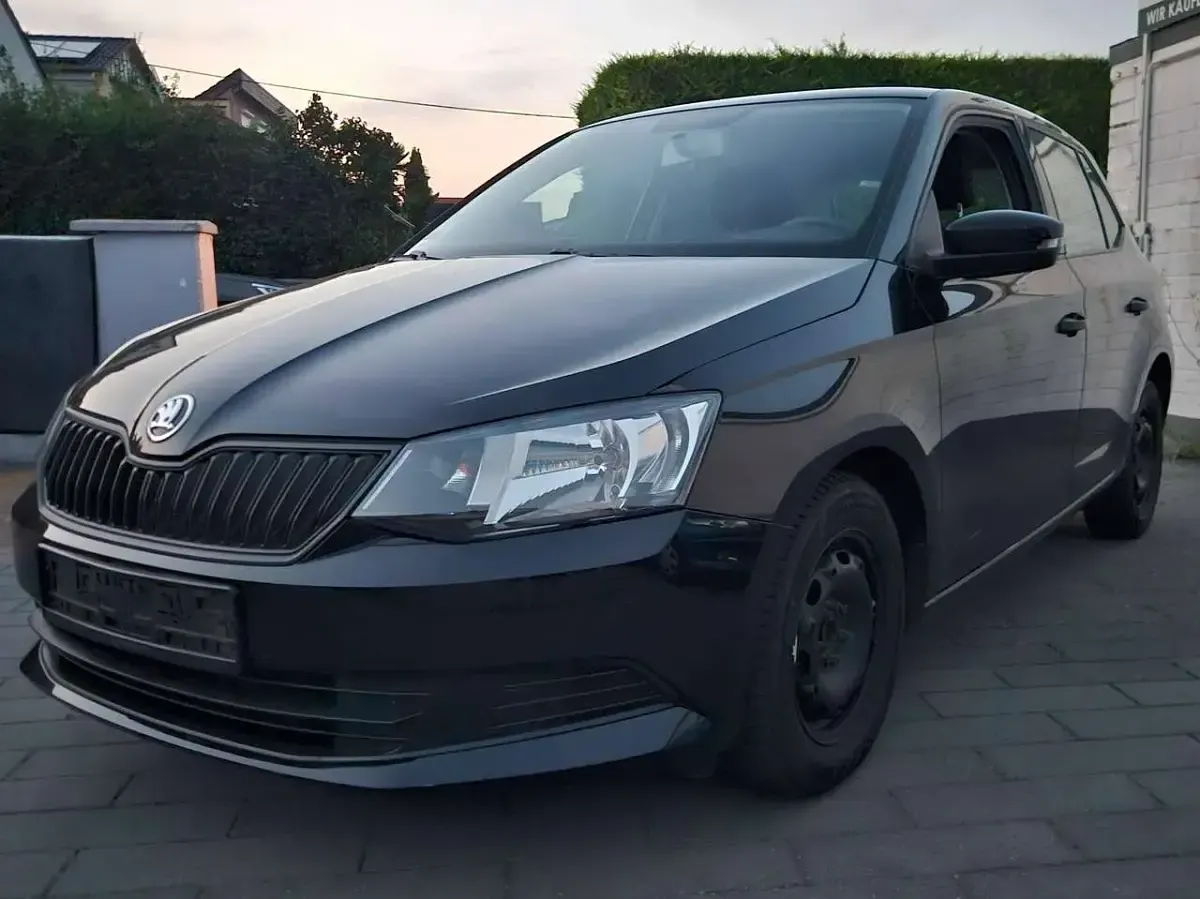 Gebraucht Skoda Fabia Cool Edition 90 PS (66 kW) 2016 Schwarz Limousine