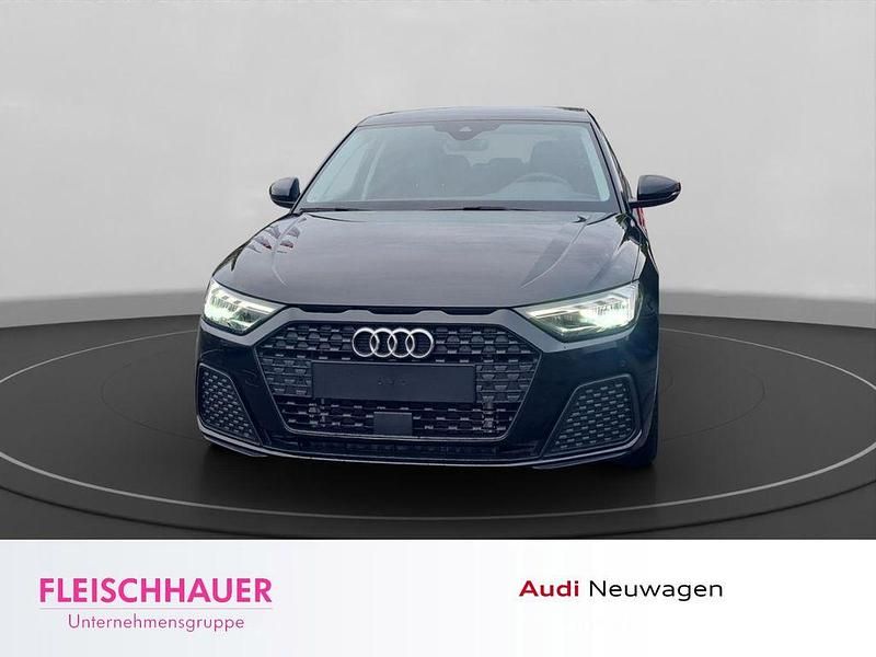 Neu Audi A1 Sportback Advanced Plus 207 PS (152 kW) 2025 Gletscherweiß metallic Kleinwagen