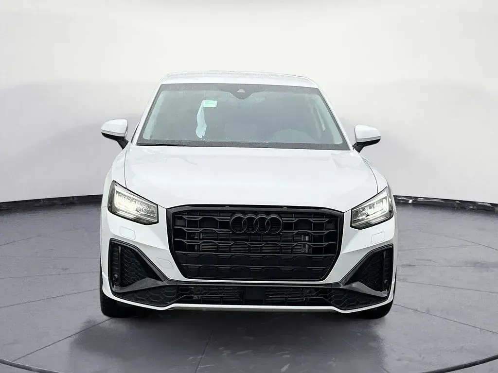 Gebraucht Audi Q2 S-Line 150 PS (110 kW) 2025 Weiß SUV