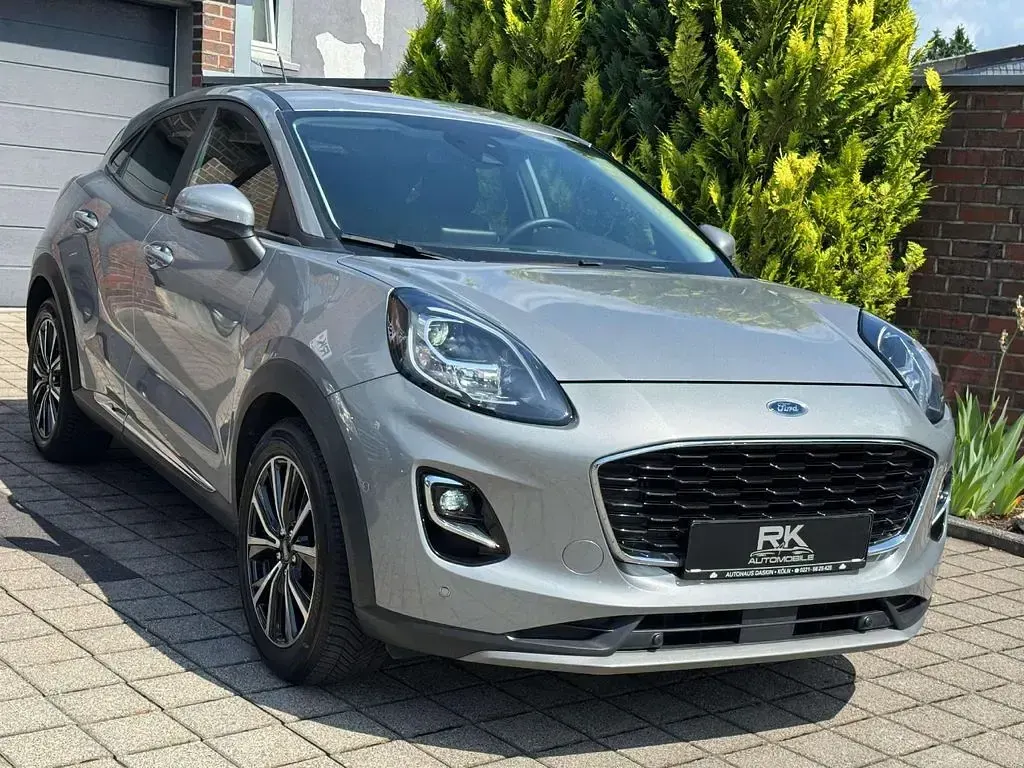 Gebraucht Ford Puma Titanium 125 PS (91 kW) 2020 Grau SUV