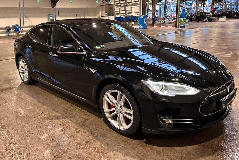 Gebraucht Tesla Model S 508 kW (691 PS) 2015 Schwarz Kleinwagen
