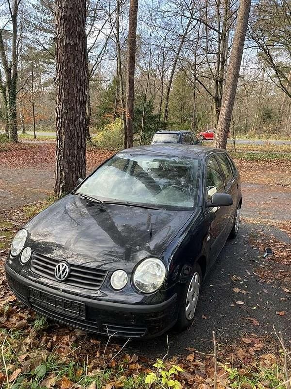 Second-hand VW Polo 64 CP (47 kW) 2002 Negru Hatchback