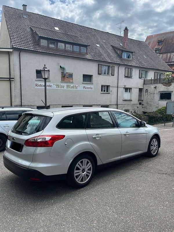 Gebraucht Ford Focus Titanium 116 PS (85 kW) 2013 Silber Kombi