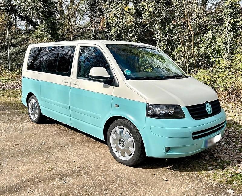 Second-hand VW T5 131 CP (96 kW) 2008 Andere farben Van