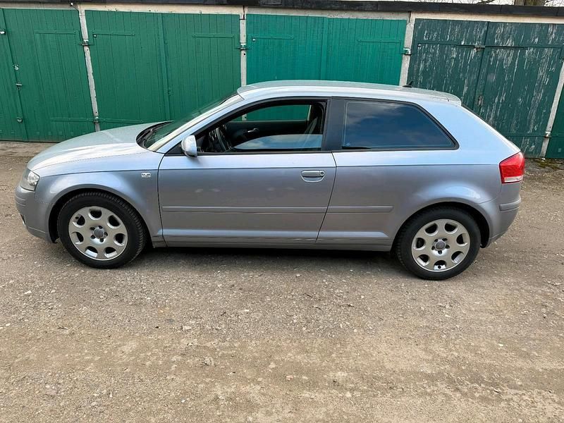 Gebraucht Audi A3 102 PS (75 kW) 2004 Silber Kleinwagen