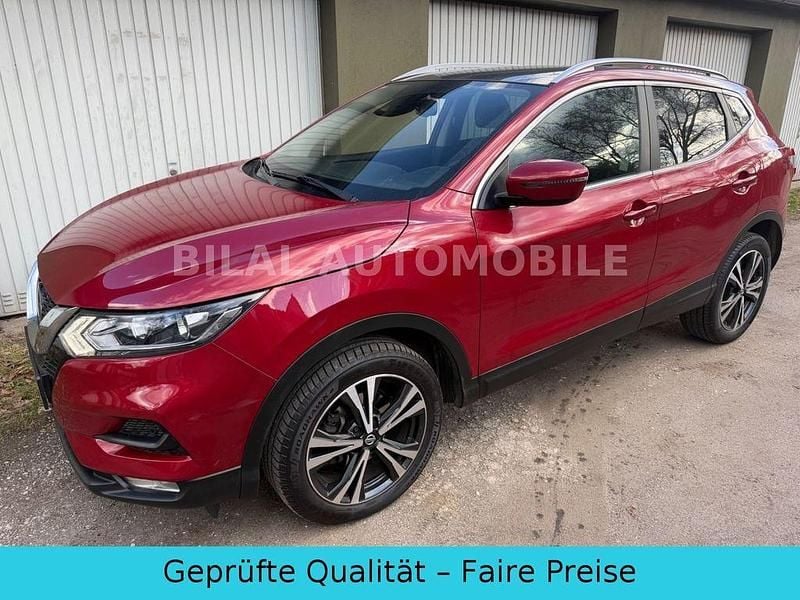 Gebraucht Nissan Qashqai 140 PS (102 kW) 2020 Rot SUV
