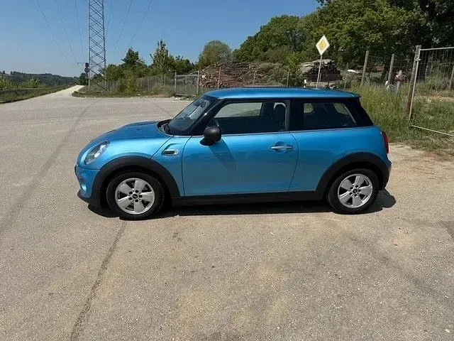 Używany Mini One D 95 KM (69 kW) 2017 Niebieski Hatchback