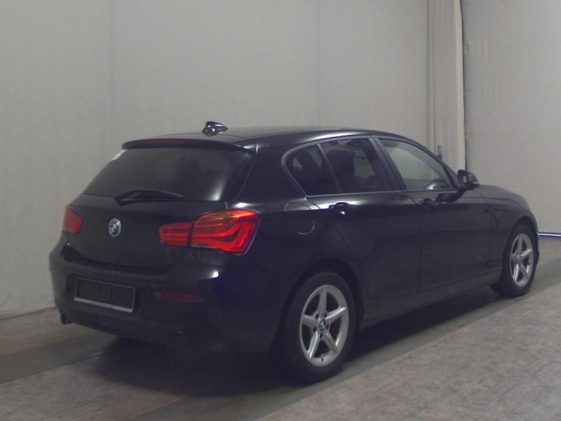 Gebraucht BMW 116 116 PS (85 kW) 2018 Schwarz Kleinwagen