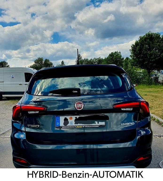 Gebraucht 2022 Fiat Tipo Cross Limousine | 17.750 € (Fairer Preis) - Bild 1/4