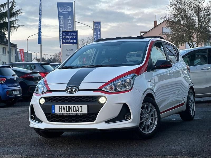Gebraucht Hyundai i10 67 PS (49 kW) 2019 Weiß Kleinwagen