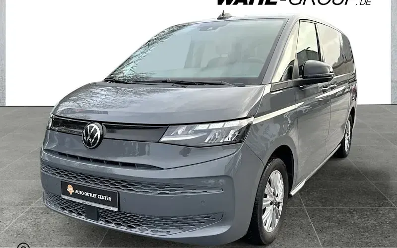 Używany VW Multivan Basis 150 KM (110 kW) 2023 Szary Minivan