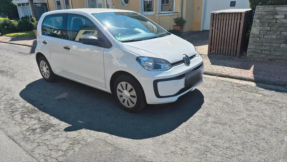 Gebraucht VW up! 65 PS (47 kW) 2019 Weiß Kleinwagen