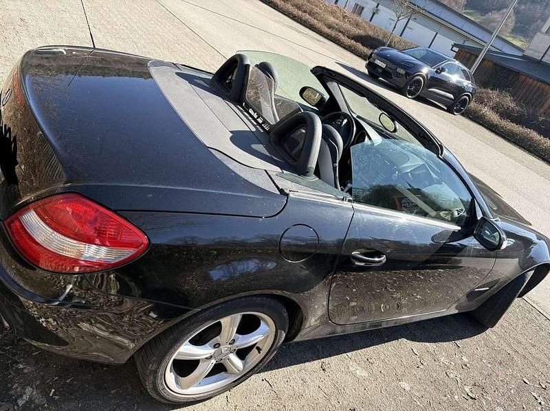 Gebraucht Mercedes SLK200 Edition 1 163 PS (119 kW) 2007 Cabrio