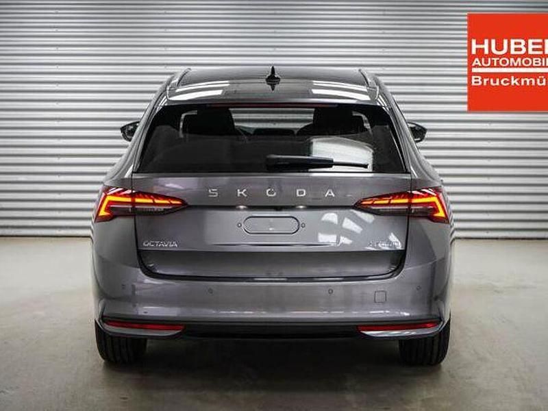 Neu Skoda Octavia Selection 150 PS (110 kW) 2025 Graphite grau metallic (5x) Kombi