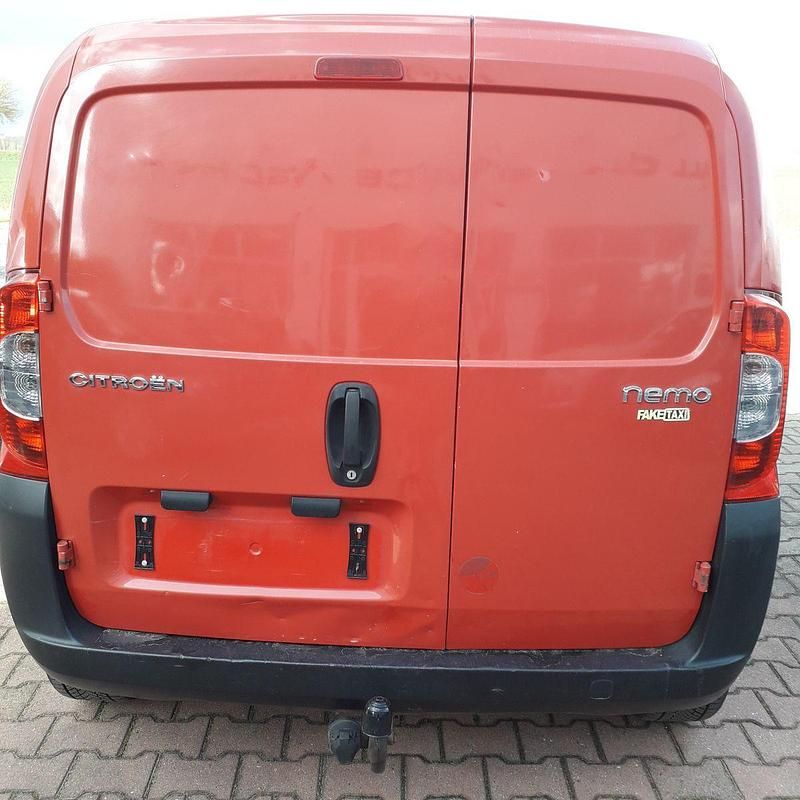 Gebraucht Citroën Nemo 68 PS (50 kW) 2008 Rot Van / Kleinbus
