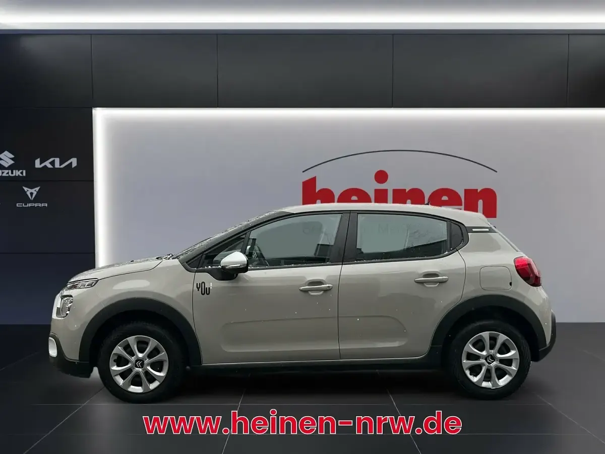 Usata Citroën C3 PureTech 83 CV (61 kW) 2024 Grigio Berlina